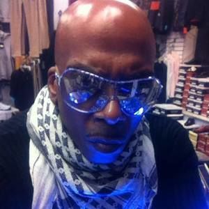 Meet your Posher, James